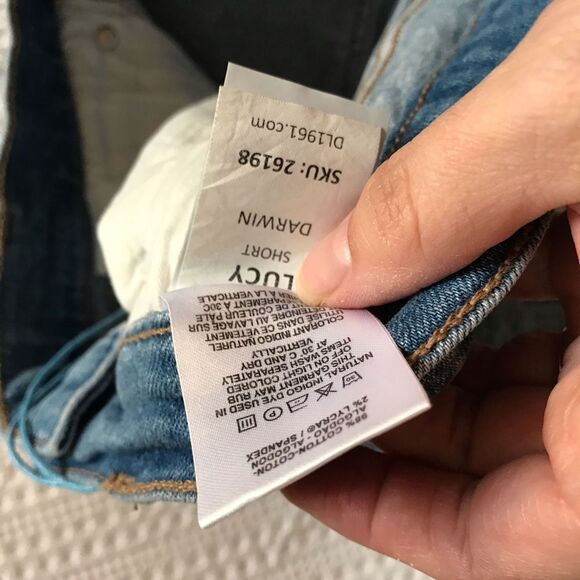 NWT DL1961 Lucy Distressed Girls Jean Shorts Size 16 - Picture 4 of 4